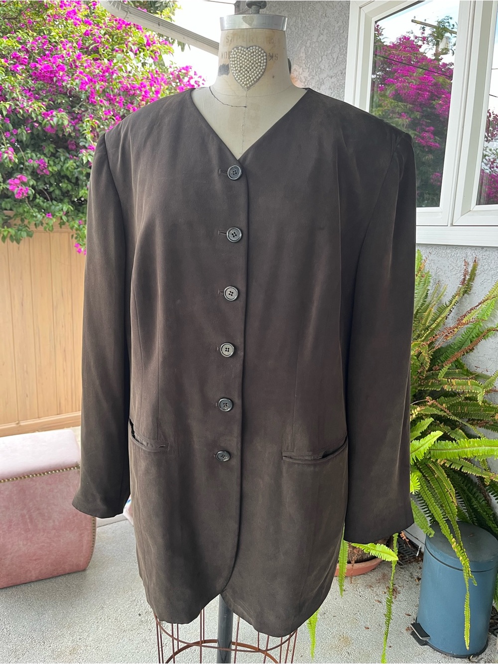 Chaus Women’s 100%Silk Jacket in Chocolate Brown Sz 18